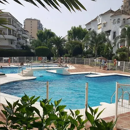 Family With 2 Bedrooms Apartment Benalmadena